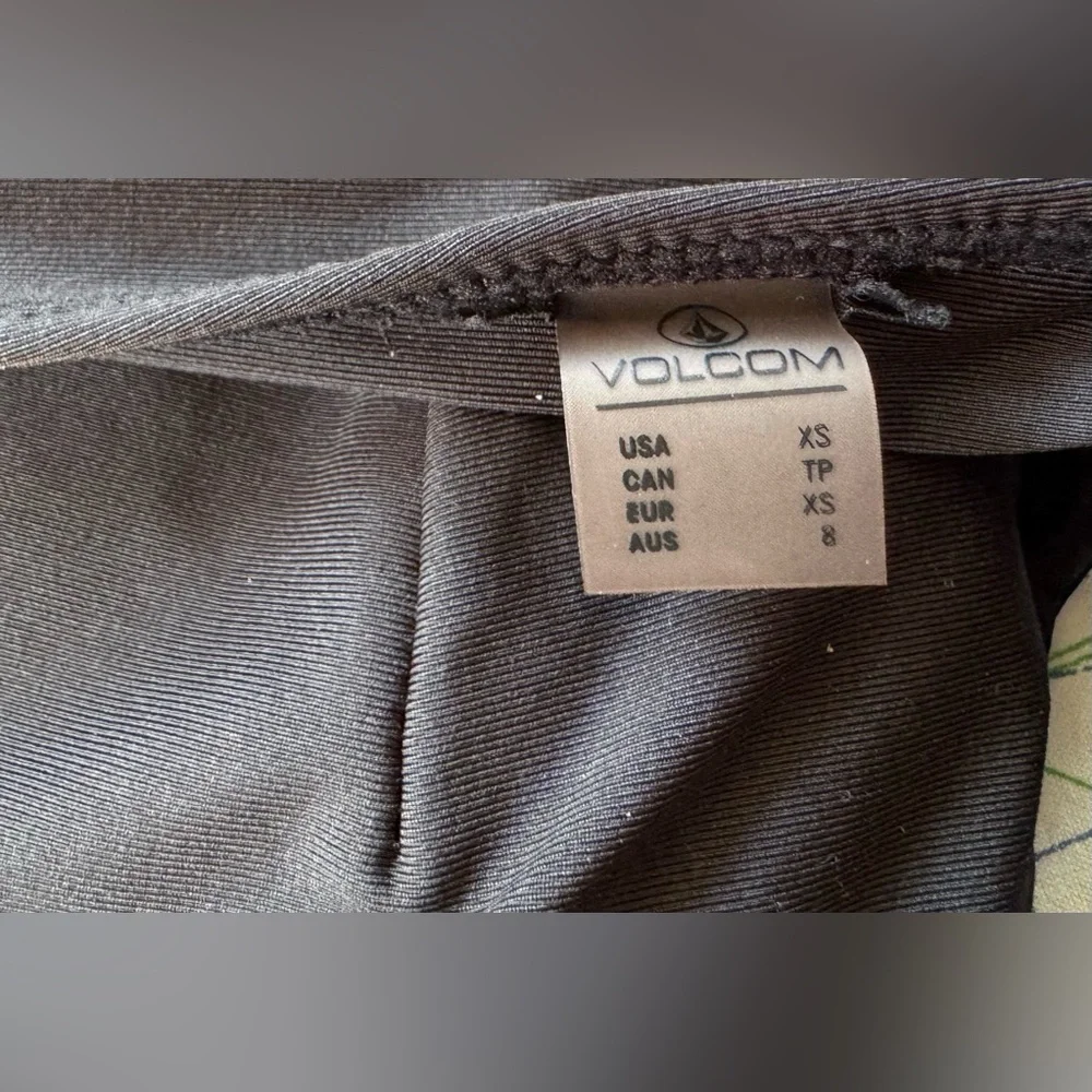 Volcom Bikini Top - Picture 3 of 5